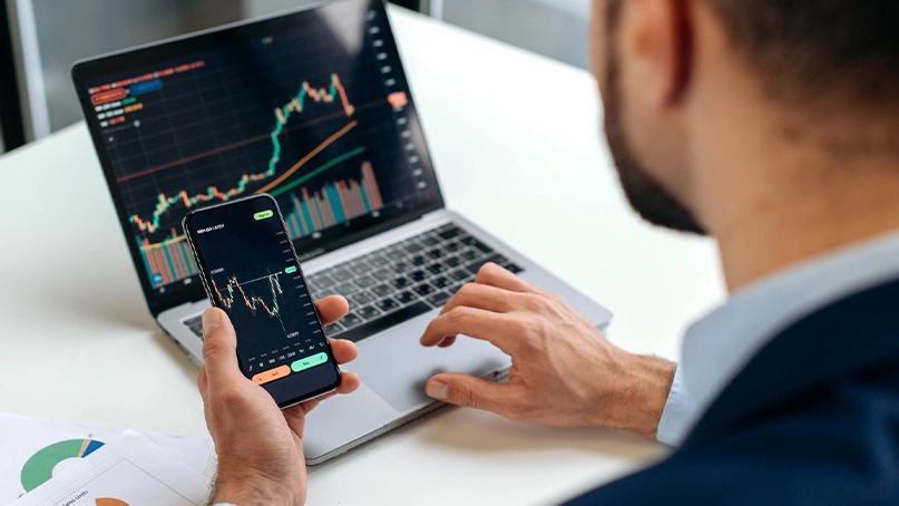 Cardine Al Piattaforma di Trading